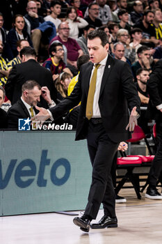 2023-12-08 - Dimitrios Itoudis Head coach of Fenerbahce Beko Istanbul during the Turkish Airlines EuroLeague basketball match between FC Barcelona and Fenerbahce Beko Istanbul on December 8, 2023 at Palau Blaugrana in Barcelona, Spain - BASKETBALL - EUROLEAGUE - FC BARCELONA V FENERBAHCE - EUROLEAGUE - BASKETBALL