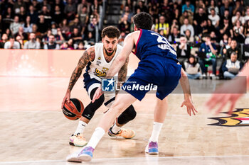 2023-12-08 - Scottie Wilbekin of Fenerbahce during the Turkish Airlines EuroLeague basketball match between FC Barcelona and Fenerbahce Beko Istanbul on December 8, 2023 at Palau Blaugrana in Barcelona, Spain - BASKETBALL - EUROLEAGUE - FC BARCELONA V FENERBAHCE - EUROLEAGUE - BASKETBALL