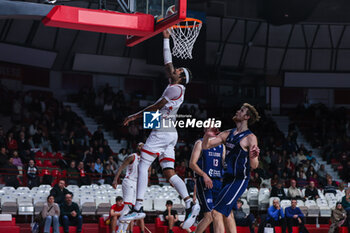 2023-12-13 - Willie Cauley-Stein #2 of Itelyum Varese seen in action during FIBA Europe Cup 2023/24 Second Round Group N game between Itelyum Varese and ZZ Leiden at Itelyum Arena, Varese, Italy on December 13, 2023 - ITELYUM VARESE VS ZZ LEIDEN - FIBA EUROPE CUP - BASKETBALL