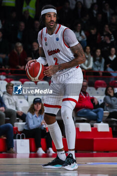 2023-12-13 - Willie Cauley-Stein #2 of Itelyum Varese seen in action during FIBA Europe Cup 2023/24 Second Round Group N game between Itelyum Varese and ZZ Leiden at Itelyum Arena, Varese, Italy on December 13, 2023 - ITELYUM VARESE VS ZZ LEIDEN - FIBA EUROPE CUP - BASKETBALL