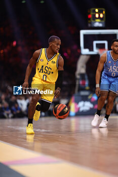 2023-12-30 - TJ SHORTS (Paris) during the All-Star Game LNB 2023, Basketball match between Team France and Team World on December 30, 2023 at Accor Arena in Paris, France - BASKETBALL - ALL-STAR GAME LNB 2023 - FRANCE V WORLD - EVENTS - BASKETBALL