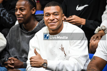 2023-05-16 - Kylian MBAPPE of PSG during the French championship, Betclic Elite basketball match between Metropolitans 92 (Boulogne-Levallois) and Paris Basketball on May 16, 2023 at Palais des Sports Marcel Cerdan in Levallois, France - BASKETBALL - FRENCH CHAMP - METROPOLITANS V PARIS - FRENCH PRO A - BASKETBALL