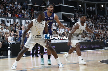2023-06-04 - Charles KAHUDI of Lyon and Victor WEMBANYAMA of Metropolitans and Retin OBASOHAN of Lyon during the French championship, Betclic Elite Basketball match, Playoffs Match 4 between LDLC Asvel and Metropolitans 92 (Boulogne - Levallois) on June 4, 2023 at Astroballe in Villeurbane, France - BASKETBALL - FRENCH CHAMP - ASVEL V METROPOLITANS - FRENCH PRO A - BASKETBALL