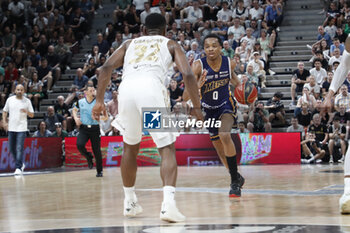 2023-06-04 - Bilal COULIBALY of Metropolitans and Retin OBASOHAN of Lyon during the French championship, Betclic Elite Basketball match, Playoffs Match 4 between LDLC Asvel and Metropolitans 92 (Boulogne - Levallois) on June 4, 2023 at Astroballe in Villeurbane, France - BASKETBALL - FRENCH CHAMP - ASVEL V METROPOLITANS - FRENCH PRO A - BASKETBALL