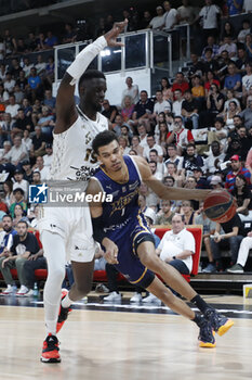 2023-06-04 - Victor WEMBANYAMA of Metropolitans and Youssoupha FALL of Lyon during the French championship, Betclic Elite Basketball match, Playoffs Match 4 between LDLC Asvel and Metropolitans 92 (Boulogne - Levallois) on June 4, 2023 at Astroballe in Villeurbane, France - BASKETBALL - FRENCH CHAMP - ASVEL V METROPOLITANS - FRENCH PRO A - BASKETBALL