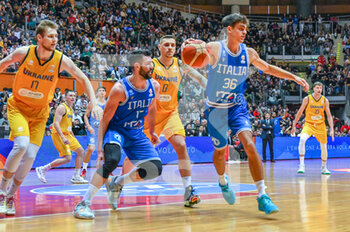 2023-02-23 - Riccardo Visconti of Italy in action with Giampaolo Ricci of Italy - WORLD CUP QUALIFIERS - ITALY VS UKRAINE - INTERNATIONALS - BASKETBALL