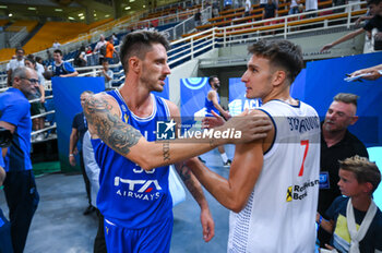 2023-08-09 - 33 ACHILLE POLONARA of Italy with 7 BOGDAN BOGDANOVIC of Serbia during the Aegean Acropolis Tournament match between Italy and Serbia at Oaka Stadium on August 9, 2023, in Athens, Greece. - AEGEAN ACROPOLIS TOURNAMENT - SERBIA VS ITALY - INTERNATIONALS - BASKETBALL