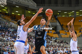 2023-08-10 - 44 NTINOS MITOGLOU of Greece competing with 17 GIAMPAOLO RICCI of Italy during the Aegean Acropolis Tournament match between Greece and Italy at Oaka Stadium on August 10,
2023, in Athens, Greece. - AEGEAN ACROPOLIS TOURNAMENT - GREECE VS ITALY - INTERNATIONALS - BASKETBALL