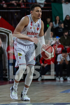 2023-01-28 - Colbey Ross #4 of Pallacanestro Varese OpenJobMetis in action during LBA Lega Basket A 2022/23 Regular Season game between Pallacanestro Varese OpenJobMetis and Germani Brescia at Palasport Lino Oldrini, Varese, Italy on January 28, 2023 - OPENJOBMETIS VARESE VS GERMANI BRESCIA - ITALIAN SERIE A - BASKETBALL