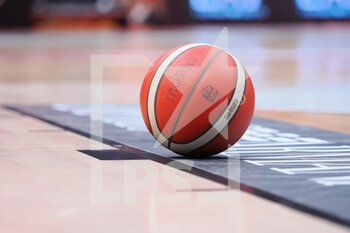 2023-04-02 - Basketball ball - EA7 EMPORIO ARMANI MILANO VS UMANA REYER VENEZIA - ITALIAN SERIE A - BASKETBALL