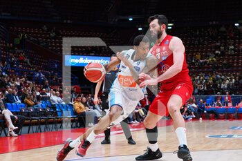 2023-04-19 - Thomas Wimbush (GeVi Napoli Basket) thwarted by Giampaolo Ricci (EA7 Emporio Armani Olimpia Milano)  - EA7 EMPORIO ARMANI MILANO VS GEVI NAPOLI BASKET - ITALIAN SERIE A - BASKETBALL