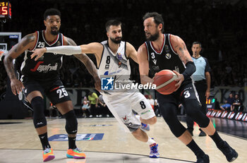 2023-05-28 - Marco Belinelli (Segafredo Virtus Bologna) thwarted by Riccardo Tavernelli (Derthona Tortona Basket) during game 1 of the playoff semifinals of the Italian A1 basketball championship match Segafredo Virtus Bologna Vs. Derthona Tortona Basket - Bologna, Italy, May 28, 2023 at Segafredo Arena - Photo: Michele Nucci - PLAYOFF - VIRTUS SEGAFREDO BOLOGNA VS DERTHONA BASKET - ITALIAN SERIE A - BASKETBALL