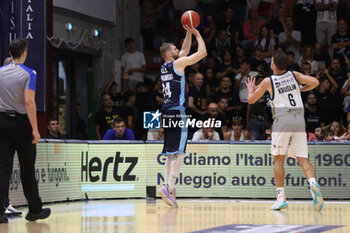 2023-10-01 - Michal Sokolowski (Gevi Napoli Basket) - BANCO DI SARDEGNA SASSARI VS GEVI NAPOLI BASKET - ITALIAN SERIE A - BASKETBALL