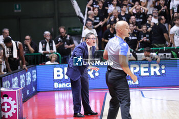 2023-10-08 - Marco Ramondino (head coach Bertram Derthona Basket Tortona) - BERTRAM DERTHONA TORTONA VS HAPPY CASA BRINDISI - ITALIAN SERIE A - BASKETBALL