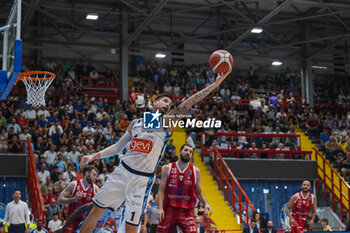 2023-10-08 - Tomislav Zubcic (Ge.Vi Napoli Basket) with the ball. - GEVI NAPOLI BASKET VS EA7 EMPORIO ARMANI MILANO - ITALIAN SERIE A - BASKETBALL