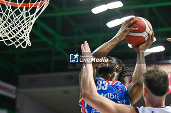 2023-10-22 - Sospension shot of Pauly Paulicap ( Nutribullet Treviso Basket ) - NUTRIBULLET TREVISO BASKET VS UMANA REYER VENEZIA - ITALIAN SERIE A - BASKETBALL
