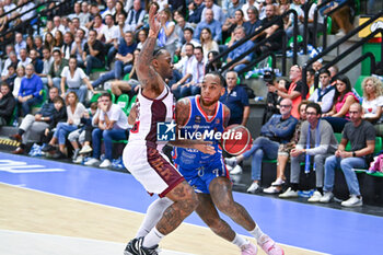 2023-10-22 - D'Angelo Harrison ( Nutribullet Treviso Basket ) in action - NUTRIBULLET TREVISO BASKET VS UMANA REYER VENEZIA - ITALIAN SERIE A - BASKETBALL
