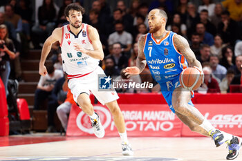 2023-10-29 - D'Angelo Harriason (Nutribullet Basket Treviso) - UNAHOTELS REGGIO EMILIA VS NUTRIBULLET TREVISO BASKET - ITALIAN SERIE A - BASKETBALL
