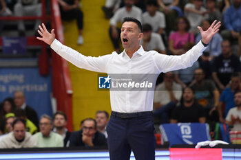 2023-10-30 - Igor Milicic coach of GeVi Napoli Basket - GEVI NAPOLI BASKET VS VIRTUS SEGAFREDO BOLOGNA - ITALIAN SERIE A - BASKETBALL