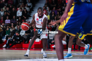 2023-11-19 - Gabe Brown #44 of Pallacanestro Varese OpenJobMetis seen in action during LBA Lega Basket A 2023/24 Regular Season game between Pallacanestro Varese OpenJobMetis and Givova Scafati Basket at Itelyum Arena, Varese, Italy on November 19, 2023 - OPENJOBMETIS VARESE VS GIVOVA SCAFATI - ITALIAN SERIE A - BASKETBALL
