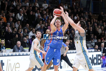 10/12/2023 - Osvaidas Olisevicius (NutriBullet Treviso Basket) - VANOLI BASKET CREMONA VS NUTRIBULLET TREVISO BASKET - SERIE A ITALIA - BASKET