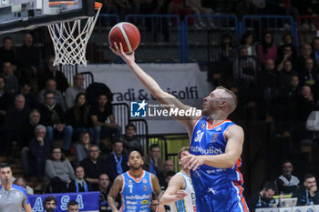 2023-12-10 - Osvaidas Olisevicius (NutriBullet Treviso Basket) - VANOLI BASKET CREMONA VS NUTRIBULLET TREVISO BASKET - ITALIAN SERIE A - BASKETBALL