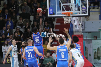 2023-12-10 - Terry Allen (NutriBullet Treviso Basket) - VANOLI BASKET CREMONA VS NUTRIBULLET TREVISO BASKET - ITALIAN SERIE A - BASKETBALL