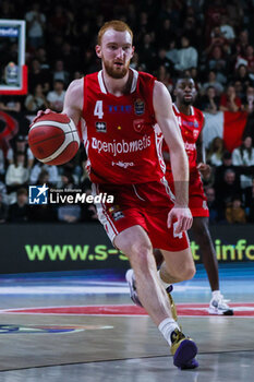 2023-12-29 - Niccolo Mannion #4 of Pallacanestro Varese OpenJobMetis seen in action during LBA Lega Basket A 2023/24 Regular Season game between Pallacanestro Varese OpenJobMetis and Unahotels Reggio Emilia at Itelyum Arena, Varese, Italy on December 29, 2023 - OPENJOBMETIS VARESE VS UNAHOTELS REGGIO EMILIA - ITALIAN SERIE A - BASKETBALL