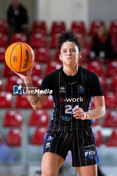 2023-12-10 - Essence Booker (E-work Faenza) - OXYGEN ROMA BASKET VS E-WORK FAENZA - ITALIAN SERIE A1 WOMEN - BASKETBALL