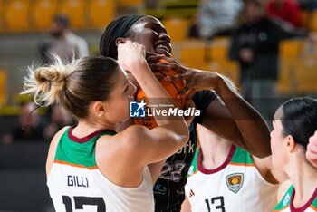 2023-12-10 - Lix Dixon (E-Work Faenza) - OXYGEN ROMA BASKET VS E-WORK FAENZA - ITALIAN SERIE A1 WOMEN - BASKETBALL