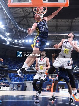 2023-05-19 - Simone Zanotti (Reale Mutua Torino) & Rei Pullazi (Urania Basket Milano) - PLAYOFF GAME 3 - URANIA BASKET VS REALE MUTUA BASKET TORINO - ITALIAN SERIE A2 - BASKETBALL