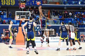2023-05-19 - Kyndahl Hill (Urania Basket Milano) & Ronald Jackson (Reale Mutua Torino) - PLAYOFF GAME 3 - URANIA BASKET VS REALE MUTUA BASKET TORINO - ITALIAN SERIE A2 - BASKETBALL