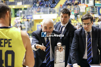 2023-05-15 - Franco Ciani (head coach Reale Mutua Basket Torino) - PLAYOFF - REALE MUTUA BASKET TORINO VS URANIA BASKET - ITALIAN SERIE A2 - BASKETBALL