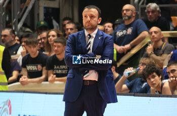 2023-05-21 - Matteo Angori (head coach of Fortitudo Flats Service Bologna) during the italian basketball Lbn A2 series Game 3 of the playoff quarterfinals match Fortitudo Flats Service Bologna Vs. Benedetto XIV Tramec Cento - Bologna, Italy, May 21, 2023 at Paladozza sport palace - Photo: Michele Nucci - PLAYOFF - FORTITUDO BOLOGNA VS TRAMEC CENTO - ITALIAN SERIE A2 - BASKETBALL