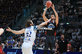 2023-05-21 - Giovanni Tomassini (Tramec Cento) thwarted by Valerio Cucci (Fortitudo Flats Service Bologna) during the italian basketball Lbn A2 series Game 3 of the playoff quarterfinals match Fortitudo Flats Service Bologna Vs. Benedetto XIV Tramec Cento - Bologna, Italy, May 21, 2023 at Paladozza sport palace - Photo: Michele Nucci - PLAYOFF - FORTITUDO BOLOGNA VS TRAMEC CENTO - ITALIAN SERIE A2 - BASKETBALL