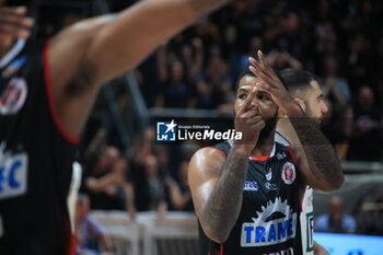 2023-05-24 - Derrick Marks (Tramec Cento) during the italian basketball Lbn A2 series Game 4 of the playoff quarterfinals match Fortitudo Flats Service Bologna Vs. Benedetto XIV Tramec Cento - Bologna, Italy, May 24, 2023 at Paladozza sport palace - Photo: Michele Nucci - PLAYOFF - FORTITUDO BOLOGNA VS TRAMEC CENTO - ITALIAN SERIE A2 - BASKETBALL