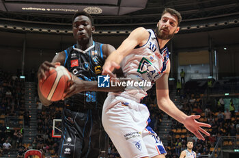 2023-06-04 - Simone Barbante (Fortitudo Flats Service Bologna) and Kevin Ndize (Vanoli basket Cremona) during the italian basketball Lbn A2 series Game 4 of the playoff semifinals match Fortitudo Flats Service Bologna Vs. Vanoli basket Cremona - Bologna, Italy, June 04, 2023 at Paladozza sport palace - Photo: Michele Nucci - PLAYOFF - FLATS SERVICE FORTITUDO BOLOGNA VS VANOLI BASKET CREMONA - ITALIAN SERIE A2 - BASKETBALL