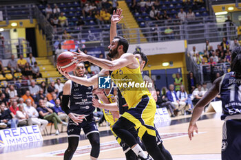 2023-10-15 - # 3 Luca Vencato (Reale Mutua Basket Torino) - REALE MUTUA BASKET TORINO VS GRUPPO MASCIO TREVIGLIO - ITALIAN SERIE A2 - BASKETBALL