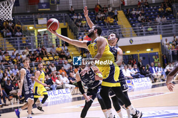 2023-10-15 - # 3 Luca Vencato (Reale Mutua Basket Torino) - REALE MUTUA BASKET TORINO VS GRUPPO MASCIO TREVIGLIO - ITALIAN SERIE A2 - BASKETBALL