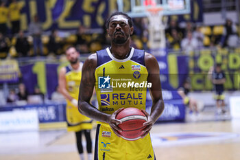 2023-12-06 - # 1 Donte Thomas (Reale Mutua Basket Torino) - REALE MUTA BASKET TORINO VS SEBASTIANI RIETI - ITALIAN SERIE A2 - BASKETBALL