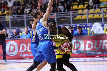2023-12-10 - # 1 Donte Thomas (Reale Mutua Basket Torino) - REALE MUTUA TORINO VS MONCADA ENERGY AGRIGENTO - ITALIAN SERIE A2 - BASKETBALL