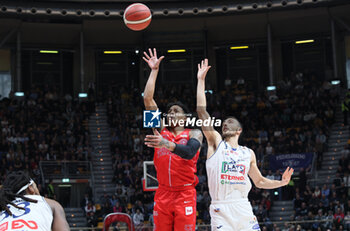 2023-12-23 - Eli Jameson Brooks (Pallacanestro Trieste) thwarted by Riccardo Bolpin (Fortitudo Flats Services Bologna) during the italian basketball LBN A2 series championship match Fortitudo Flats Services Bologna Vs Pallacanestro Trieste - Bologna, Italy, December 23, 2023 at Paladozza sports hall - Photo: Michele Nucci - FORTITUDO BOLOGNA VS TRIESTE - ITALIAN SERIE A2 - BASKETBALL