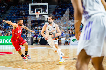 2023-04-30 - Sergio Llull (Real Madrid) in action during the basketball match between Real Madrid and Zaragoza Basket valid for the matchday 30 of the spanish basketball league ACB called “Liga Endesa” played at Wizink Center in Madrid on Sunday 30 April 2023 - REAL MADRID VS ZARAGOZA - SPANISH LIGA ENDESA ACB - BASKETBALL