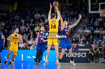 2023-11-12 - Dusan Ristic (Lenovo Tenerife) during a Liga ENDESA match at Palau Blaugrana, in Barcelona, Spain on November 12, 2023. (Photo / Felipe Mondino) - BARÇA - LENOVO TENERIFE - SPANISH LIGA ENDESA ACB - BASKETBALL