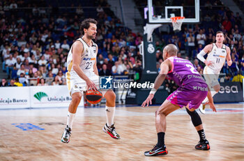 2023-11-26 - Sergio Llull of Real Madrid seen in action during the ACB Spanish league match between Real Madrid and Morabanc Andorra at Wizink Center in Madrid, Spain. - REAL MADRID VS MORABANC ANDORRA - SPANISH LIGA ENDESA ACB - BASKETBALL