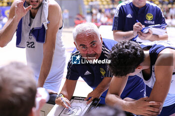 2023-09-19 - Franco Ciani (head coach Reale Mutua Basket Torino) - SUPERCOPPA LNP OLD WILD WEST - REALE MUTUA BASKET TORINO VS GRUPPO MASCIO TREVIGLIO  - SUPERCOPPA LNP - BASKETBALL