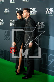 2023-02-27 - Lionel Messi of Paris Saint Germain with wife Antonella Roccuzzo during The Best FIFA Football Awards 2022 on February 27, 2023 at the Salle Pleyel in Paris, France - FOOTBALL - THE BEST FIFA FOOTBALL AWARDS 2022 - OTHER - SOCCER
