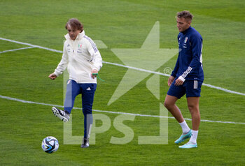 2023-03-20 - Italy head coach Roberto Mancini and Mateo Retegui - GATHERING OF THE ITALIAN NATIONAL TEAM - OTHER - SOCCER