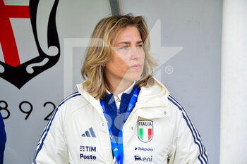 2023-04-05 - Coach Selena Mazzantini (Italy) - ROUND 2 - WOMEN'S UNDER-19 EUROPEAN QUALIFIERS - GREECE VS ITALY - UEFA EUROPEAN - SOCCER