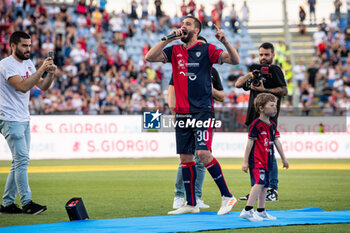 2023-06-12 - Leonardo Pavoletti of Cagliari Calcio - CAGLIARI AWARD CEREMONY FOR PROMOTION TO SERIE A - OTHER - SOCCER